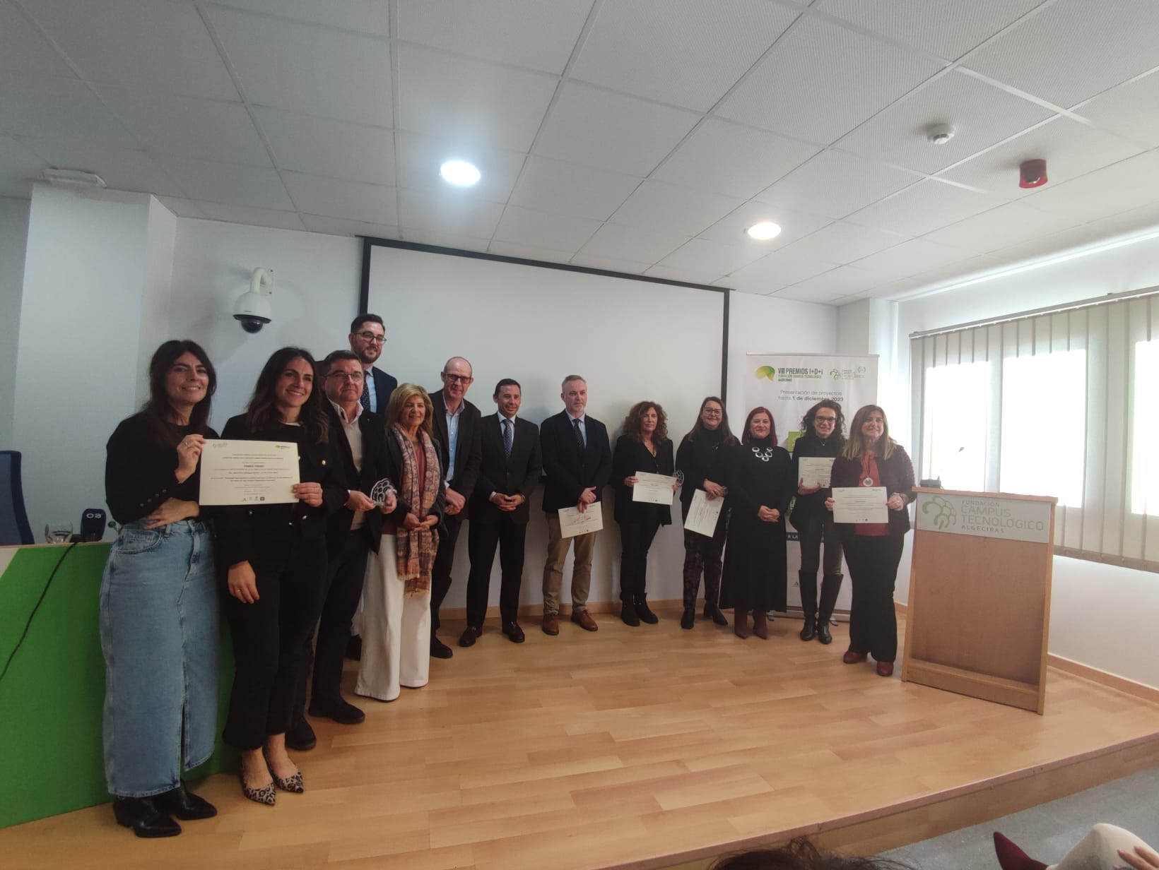 Ganadores del VIII Premio anual de I+D+i en el ámbito universitario por la Fundación Campus Tecno...